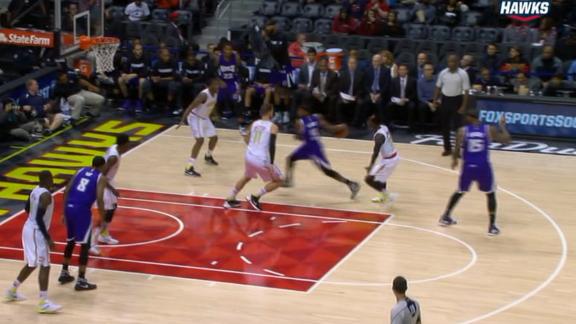 Video: Sacramento Kings' Rajon Rondo's behind-the-back pass