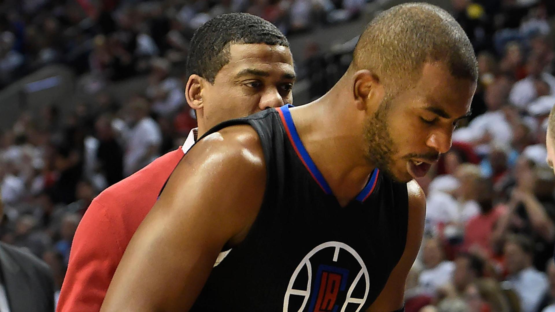 Chris Paul Suffers Broken Hand In Game 4 Loss To Blazers Abc7 Chicago