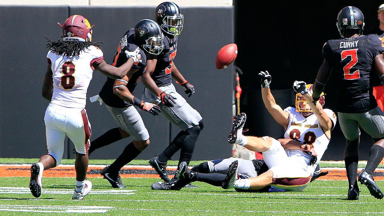 Crews At Controversial Central Michigan Oklahoma State Game