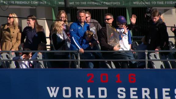 Chicago Cubs' World Series championship parade in photos - ESPN