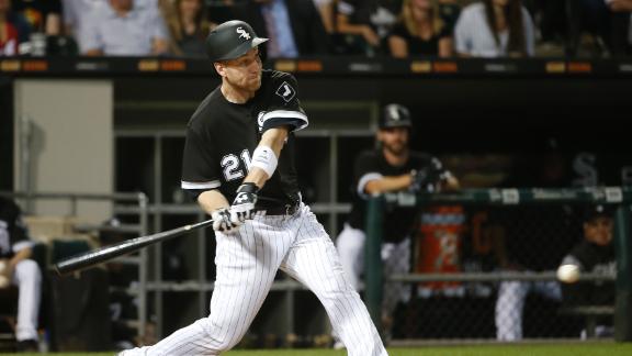 White Sox win 10-5 over Royals, who drop to 0-6 on trip - ABC7 Chicago