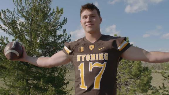 Wyoming fans pack Laramie bar to cheer for QB Josh Allen