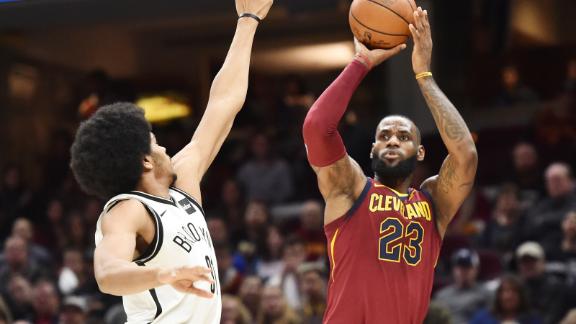 LeBron gets stitches, scores 23 in fourth as Cavs beat Nets
