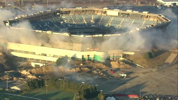 Barry Sanders and the World Cup: The requiem of the Pontiac Silverdome -  ESPN - Detroit Lions Blog- ESPN