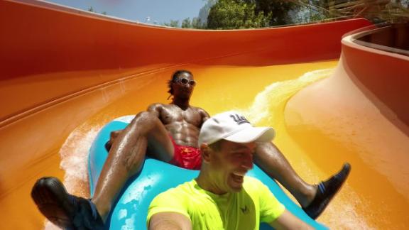 A Day At The Water Park With Todd Gurley Espn Video Espn