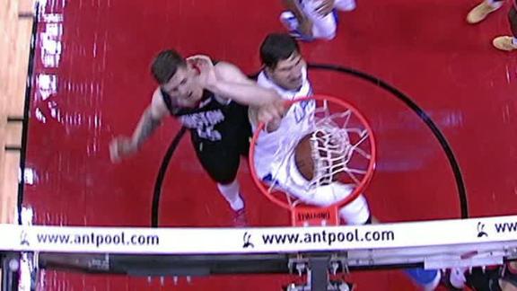 boban standing dunk