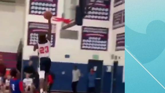 Lebron james top jr dunk