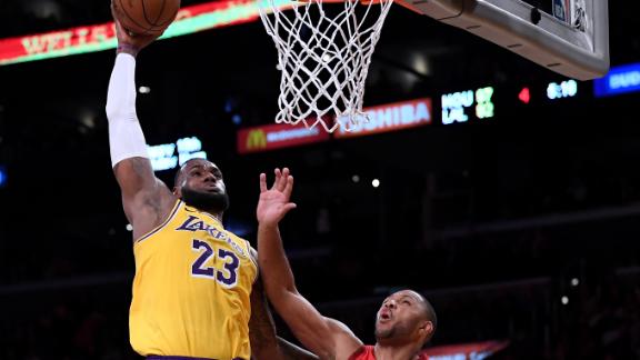 LeBron leads Lakers' 19-point comeback vs. Rockets