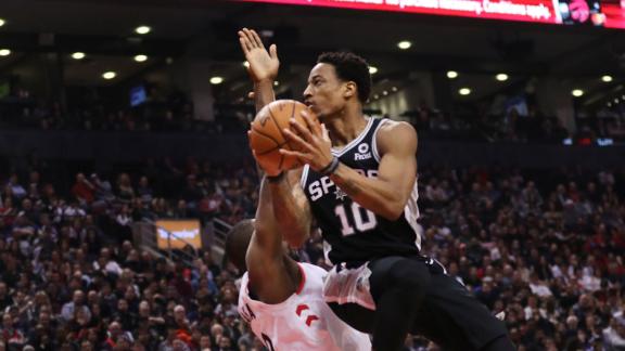 DeRozan pulls off insane 360 layup