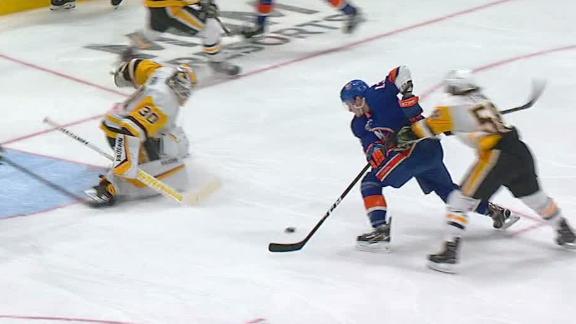 Bailey Lifts Islanders Past Penguins 4-3 In OT In Game 1 - ABC7 New York