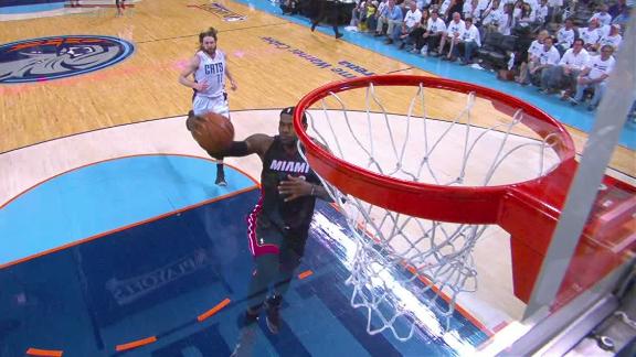 Michael jordan dunking on lebron james online