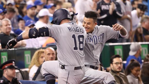 Padres pummel franchise-record seven HRs in blowout win
