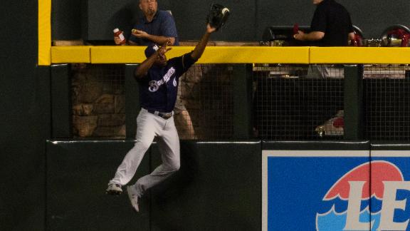 Cain robs Escobar of home run