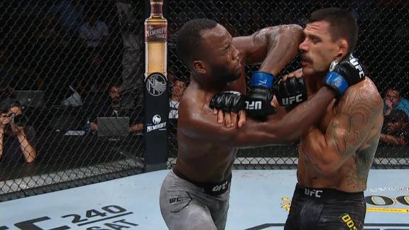 Edwards lands vicious elbow on dos Anjos