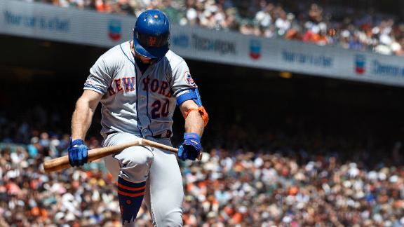 Alonso snaps bat over leg in frustration