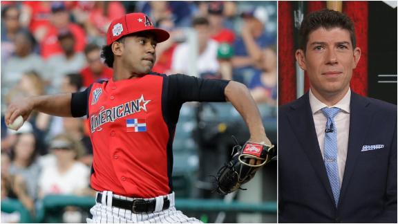 Trenton, New Jersey, USA. 18th June, 2019. The New York Yankees' number  four prospect, 20-year-old pitcher DEIVI GARCIA of the Trenton Thunder, was  promoted to the Scranton/Wilkes-Barre RailRiders today after he was