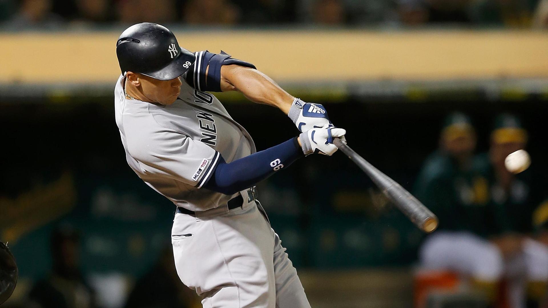 Judge demolishes 467-foot HR to left