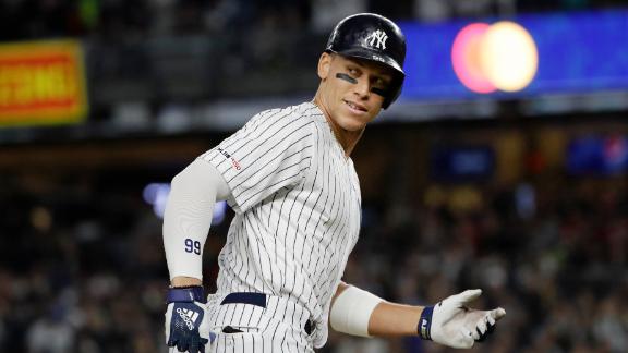 Judge rockets 2-run HR to right