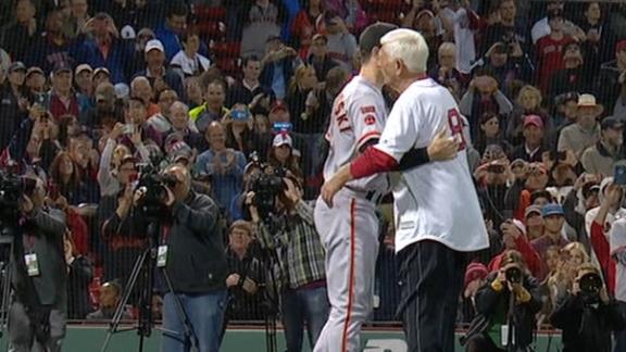 Yaz throws out first pitch to his grandson