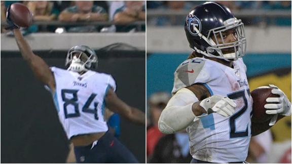 Davis' one-handed snag sets up Henry TD