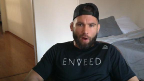 Stephens describes hotel incident with Rodriguez