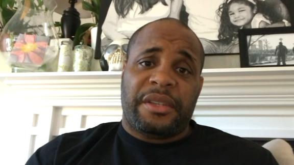 Cormier wants third fight with Miocic