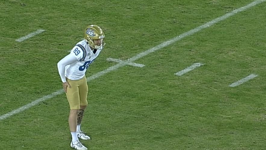 Stanford blocks UCLA's punt for touchdown