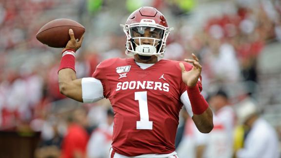 Hurts' five-touchdown day fuels Oklahoma's win