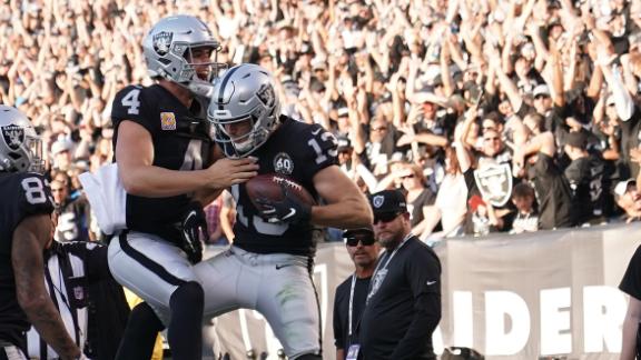 Carr's two TD passes, fake punt highlight Raiders' win