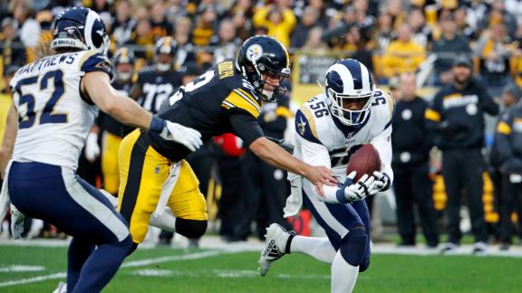 Fowler recovers fumble to put Rams on the board early