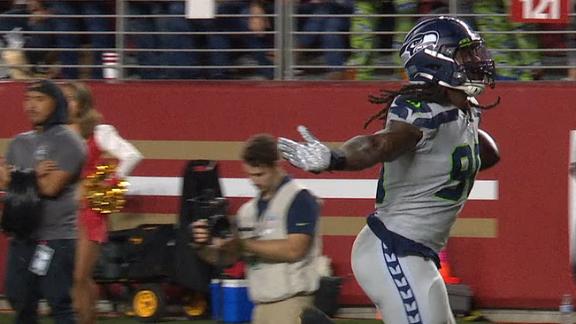 Clowney scoops and scores Jimmy G's fumble
