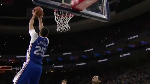 Harris finds Simmons for reverse alley-oop