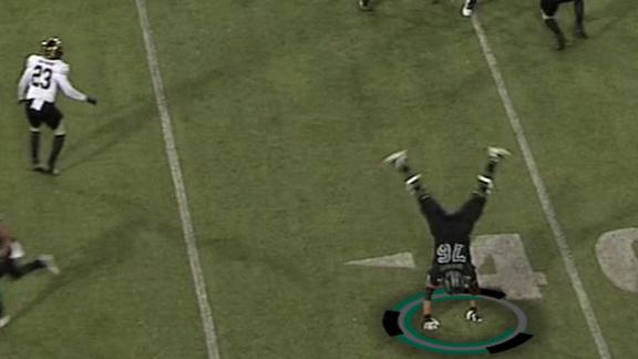 Ohio lineman lines up at WR, does a cartwheel mid-play