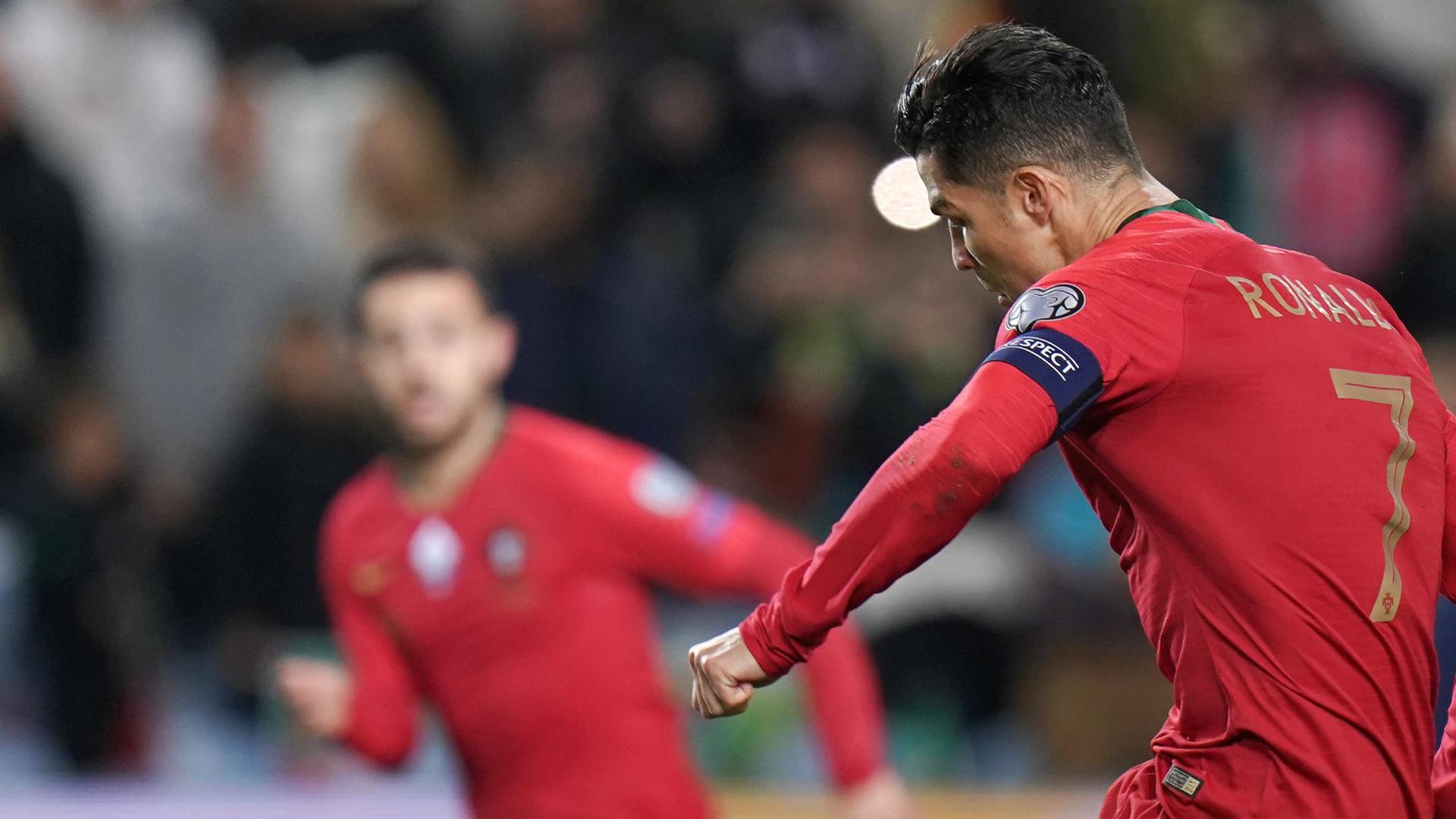 Ronaldo converts penalty to give Portugal lead