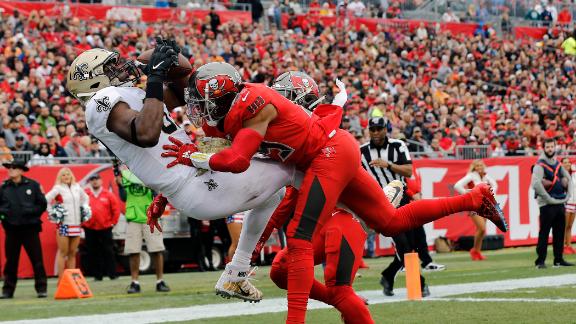 Cook makes incredible falling catch for TD