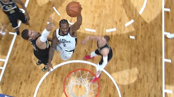 Kawhi dunks with authority