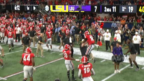 Georgia DB levels coach after fumble recovery