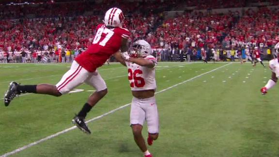 Cephus' incredible catch leads to a Coan TD