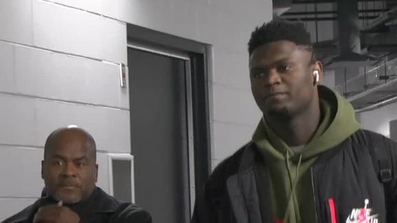 Zion arrives in Milwaukee for Pelicans' game
