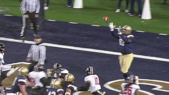 Montana St. scores off the jump pass