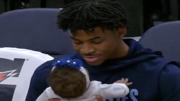 Morant shares moment with his daughter pregame