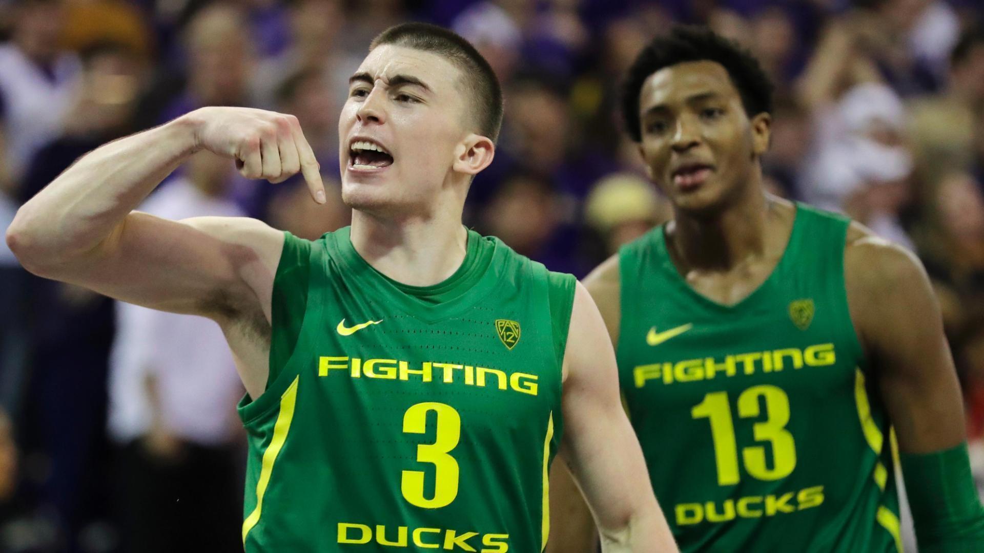 Pritchard hits game-winning 3 to lift Oregon in OT