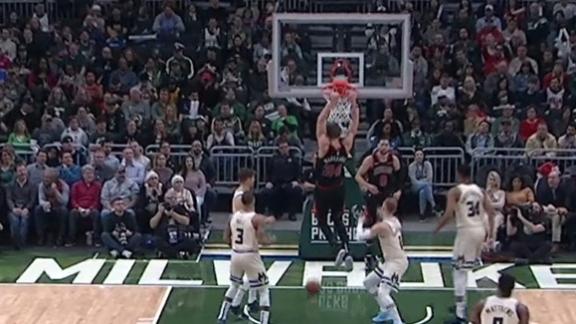 Markkanen smashes putback slam