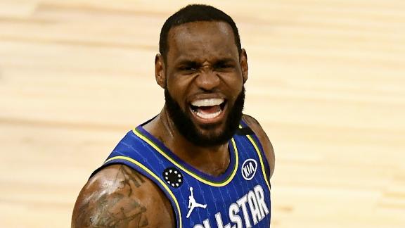 Team Giannis and Team LeBron go back and forth in fourth quarter