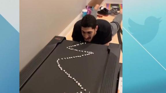 Enes Kanter attempts funny treadmill challenge