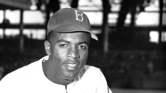 Notebook: Marlins don No. 42 for Jackie Robinson Day