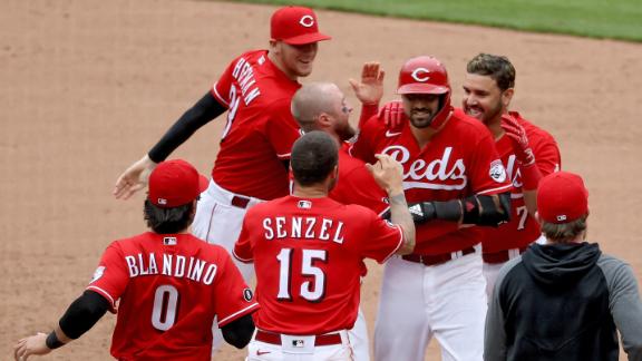 Jesse Winker, Nick Castellanos leading the charge for Cincinnati