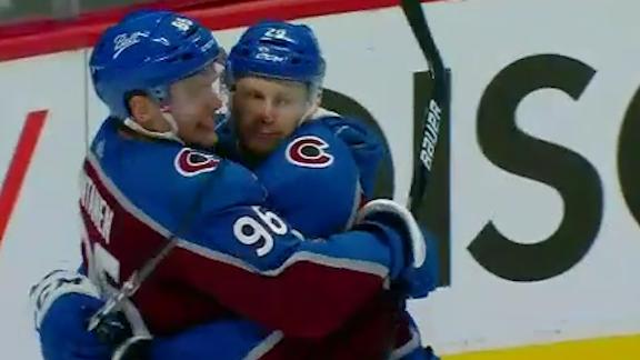 MacKinnon's 3rd-period goal gives Avalanche the lead
