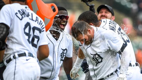 Grossman's 10th-inning squeeze bunt lifts Tigers over Astros