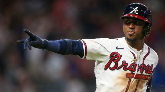 Albies hits 2 HRs, drives in 7 as Braves rout Mets 20-2